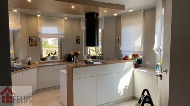 dom wolnostojący, 6 pokoi Kraków Skotniki, ul. Szymona Szymonowica. Zdjęcie 2