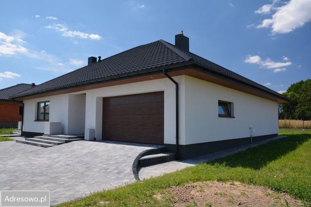 dom wolnostojący, 4 pokoje Brzeziny, ul. Ludowa. Zdjęcie 1