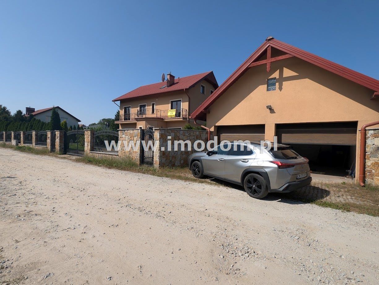 bliźniak, 6 pokoi Strzegom. Zdjęcie 3