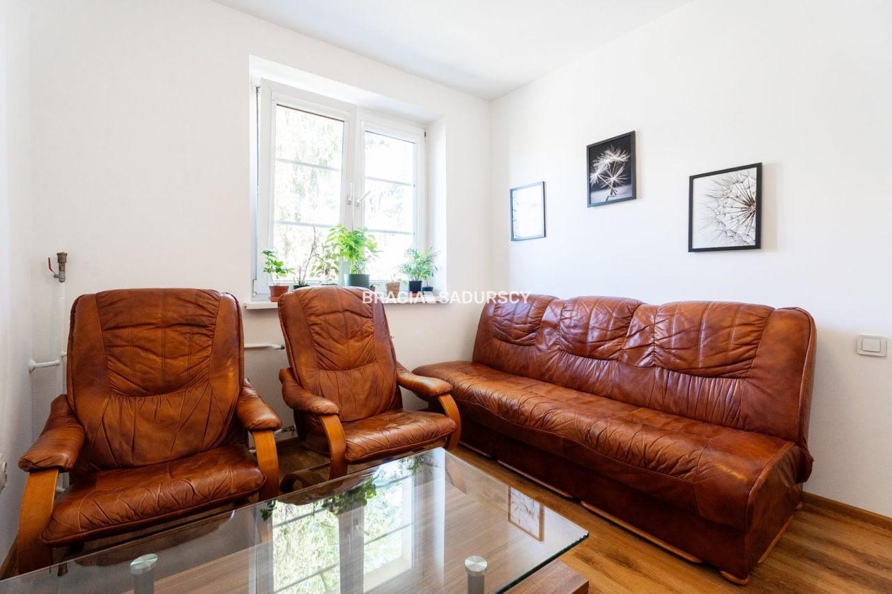 Mieszkanie 4-pokojowe Skawina, ul. Tyniecka. Zdjęcie 3