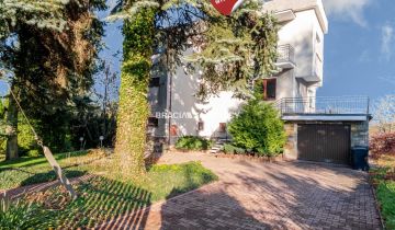 dom wolnostojący, 7 pokoi Chorowice, ul. Adama Doboszyńskiego