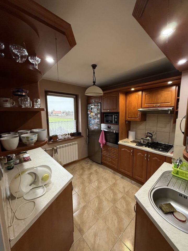 dom wolnostojący, 6 pokoi Jarocin. Zdjęcie 2