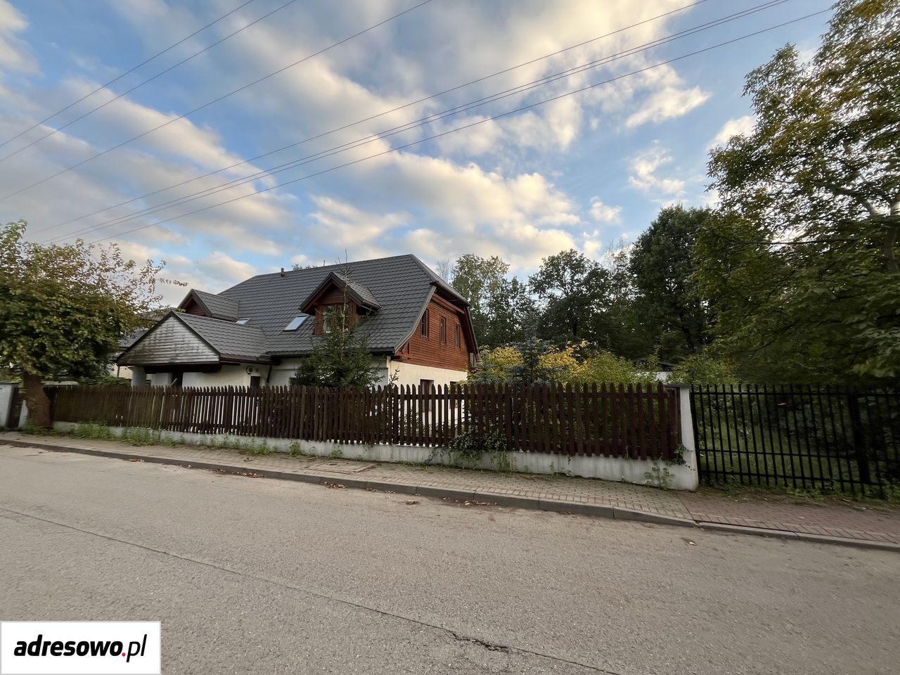 dom wolnostojący, 8 pokoi Piaseczno Zalesie Dolne, ul. Redutowa. Zdjęcie 3