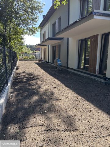 Mieszkanie 3-pokojowe Słupno, ul. Cypriana Kamila Norwida. Zdjęcie 1