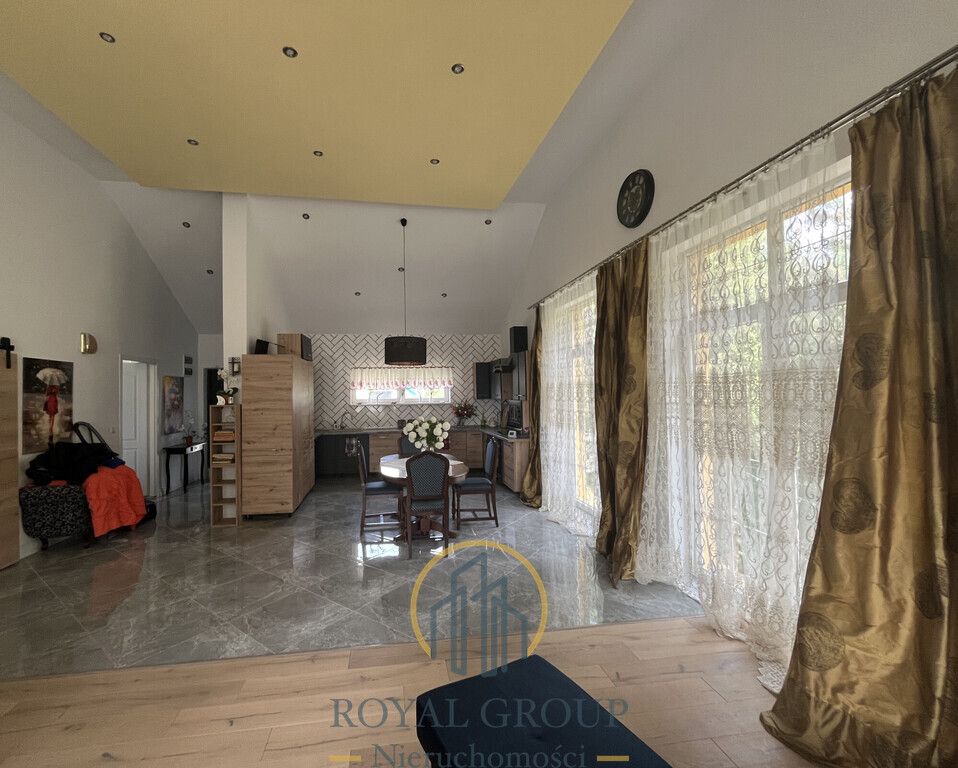 dom wolnostojący, 6 pokoi Dys. Zdjęcie 18