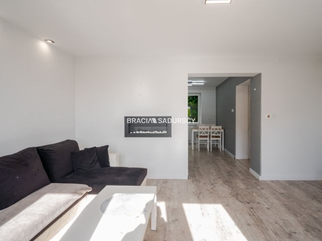 dom wolnostojący, 5 pokoi Polanka Hallera. Zdjęcie 3