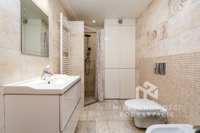 Mieszkanie 3-pokojowe Rzeszów, al. gen. Władysława Sikorskiego. Zdjęcie 6
