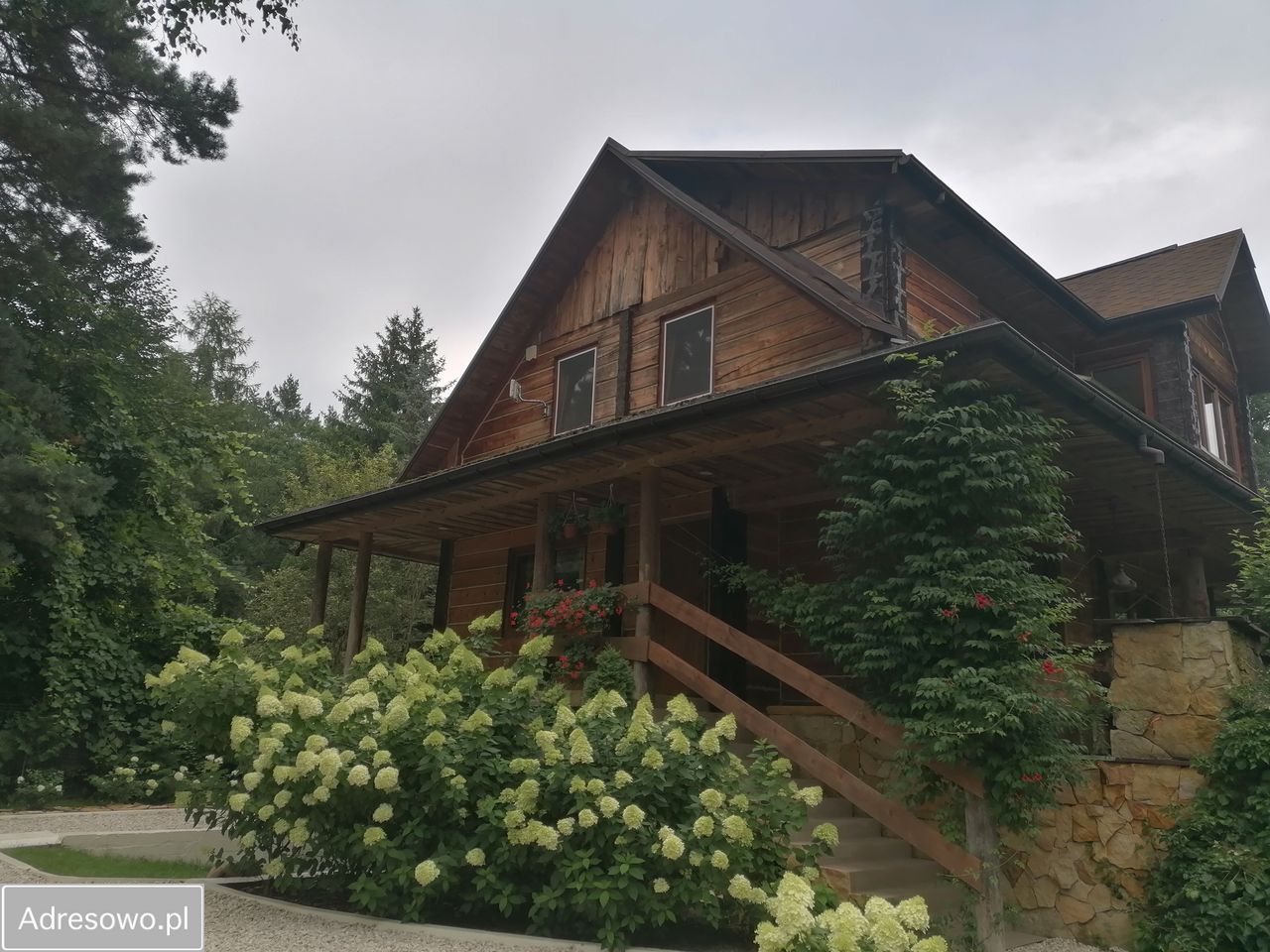 dom wolnostojący, 4 pokoje Komornica, ul. Łąkowa