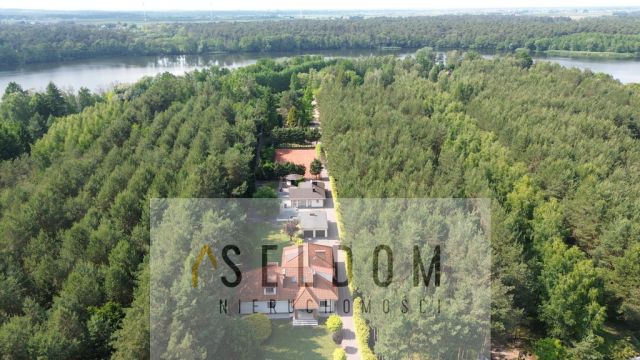 dom wolnostojący, 6 pokoi Licheń Stary. Zdjęcie 46