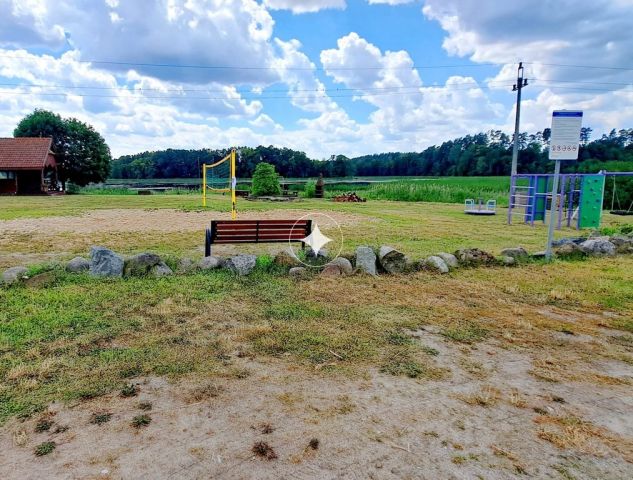 dom wolnostojący, 4 pokoje Kurki. Zdjęcie 16