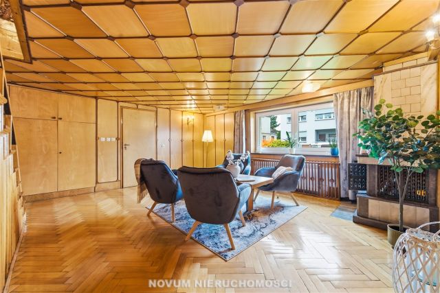 dom wolnostojący, 12 pokoi Tarnowskie Góry Centrum. Zdjęcie 14