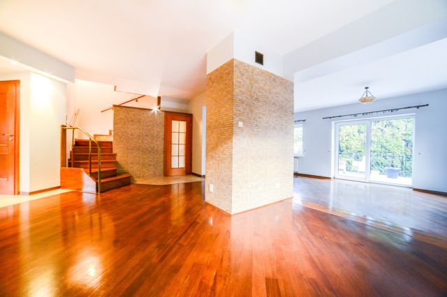 bliźniak, 8 pokoi Komorów, ul. Szmaragdowa. Zdjęcie 14