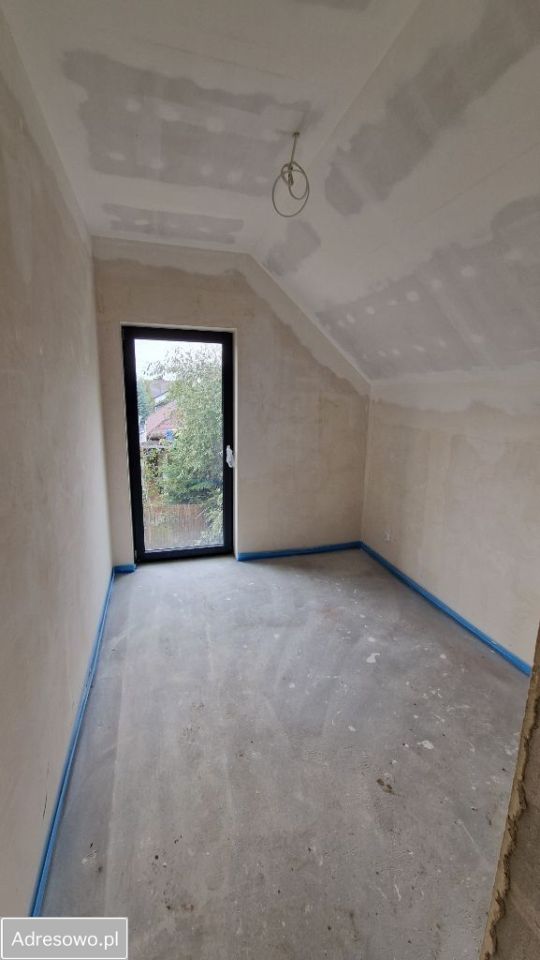 dom wolnostojący, 5 pokoi Jarosławiec. Zdjęcie 11