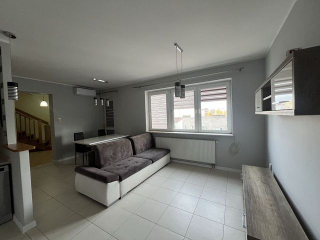 Mieszkanie 3-pokojowe Płock, ul. Zygmunta Padlewskiego. Zdjęcie 1