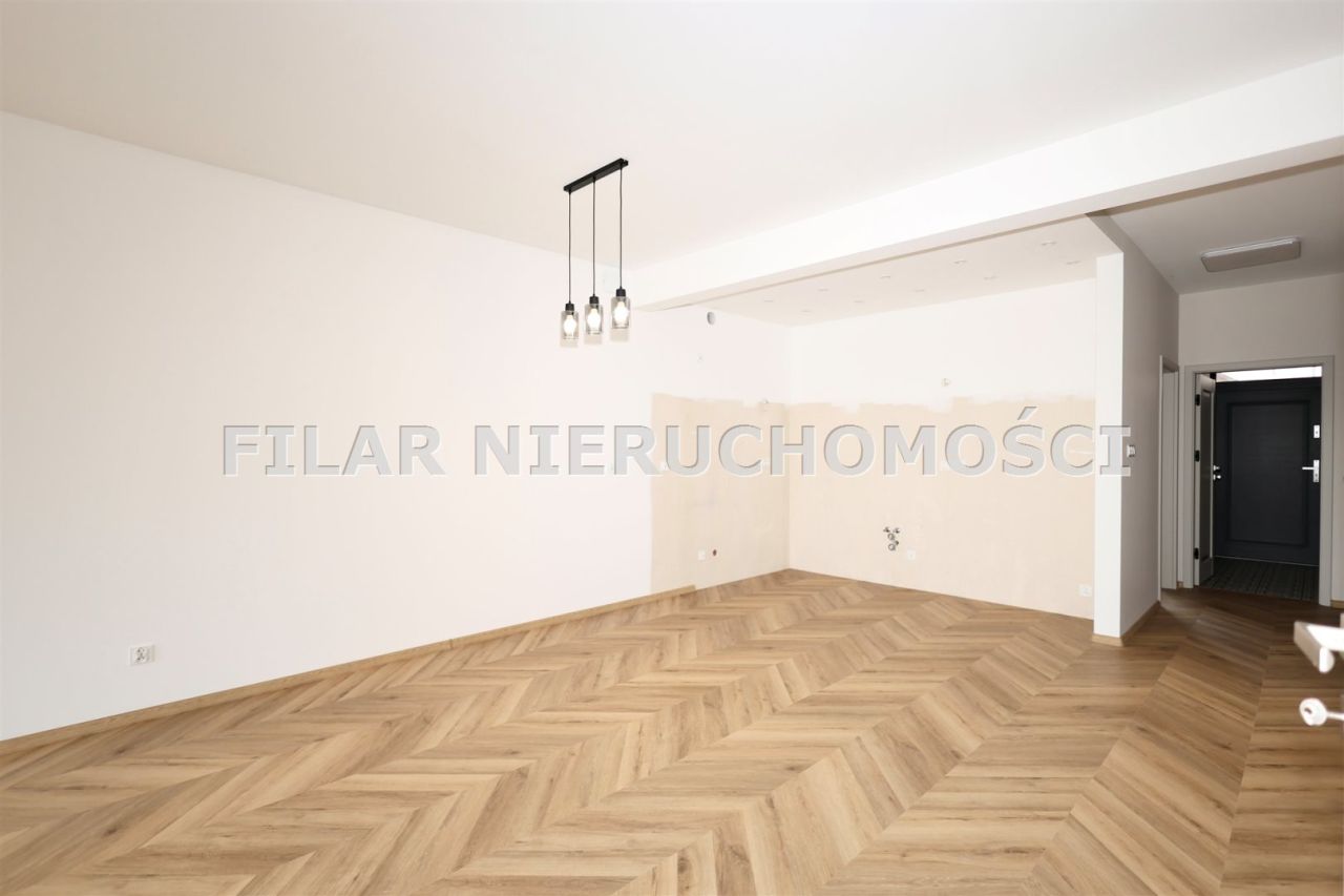 Mieszkanie 3-pokojowe Lubin Małomice. Zdjęcie 3