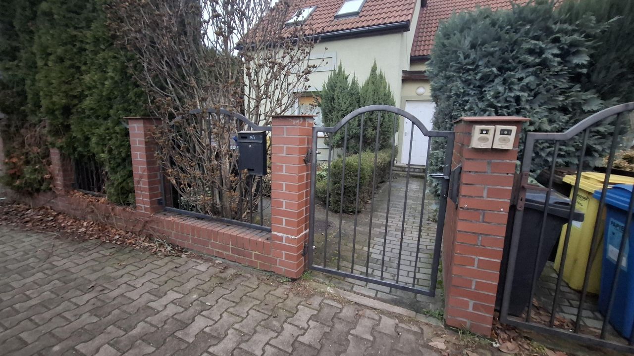 dom szeregowy, 4 pokoje Wrocław Krzyki, ul. Myszkowska. Zdjęcie 2