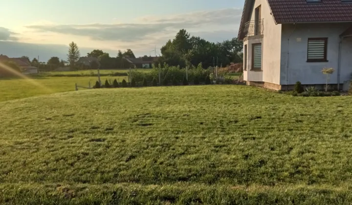 dom wolnostojący, 3 pokoje Niegosławice