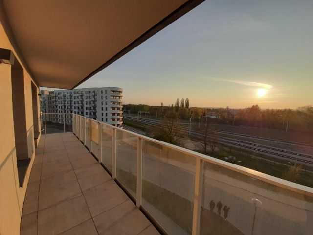 Mieszkanie 3-pokojowe Gdańsk Letnica, ul. Starowiejska. Zdjęcie 1