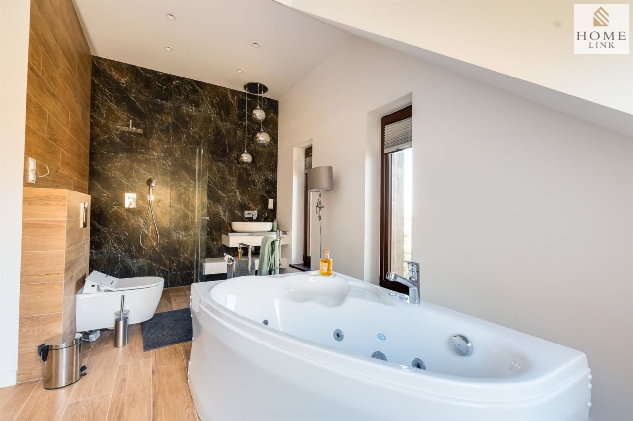 dom wolnostojący, 8 pokoi Woryty, al. Gietrzwałdzka. Zdjęcie 12