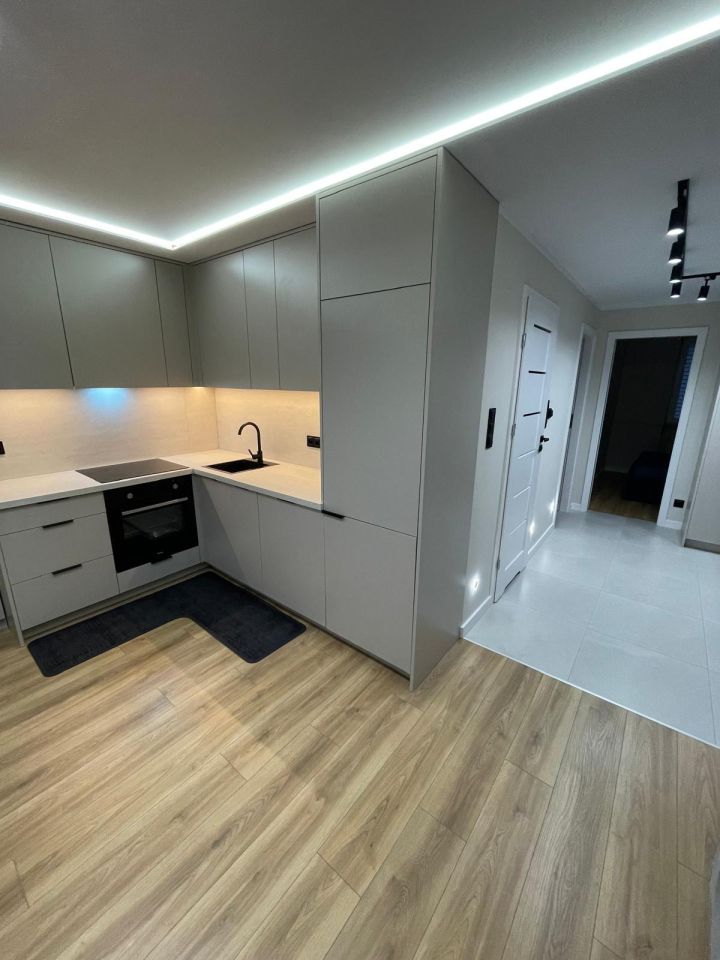 Mieszkanie 3-pokojowe Ostrowiec Świętokrzyski Centrum, os. Ogrody. Zdjęcie 3