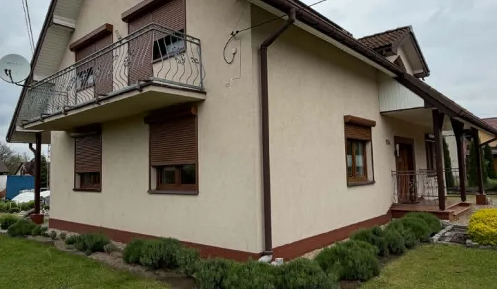 dom wolnostojący, 5 pokoi Ćwiklice, ul. Kombatantów