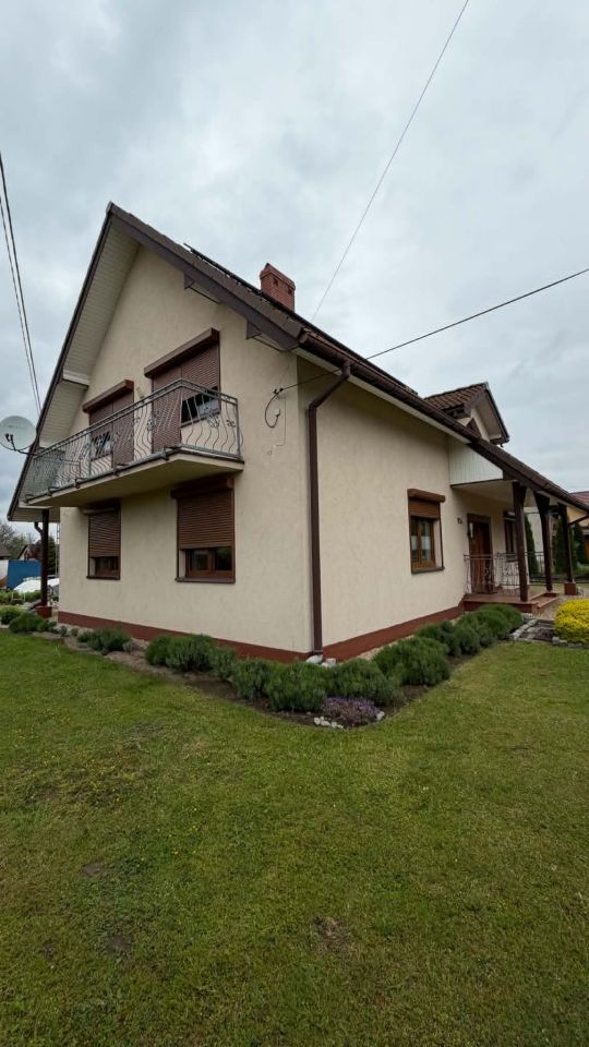 dom wolnostojący, 5 pokoi Ćwiklice, ul. Kombatantów. Zdjęcie 1