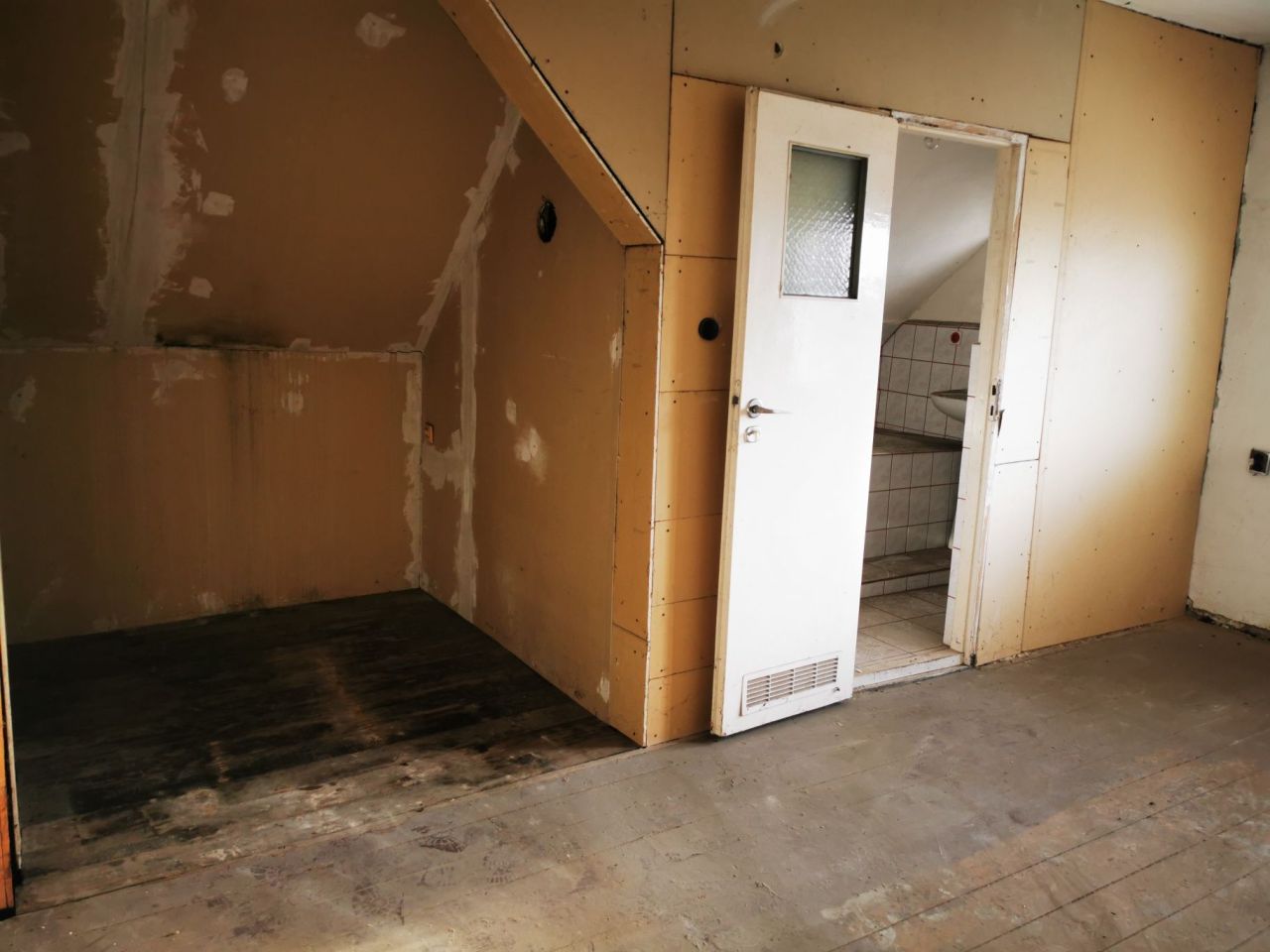 Mieszkanie 3-pokojowe Nowogródek Pomorski. Zdjęcie 5