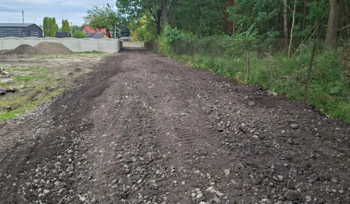 Działka budowlana Adamów