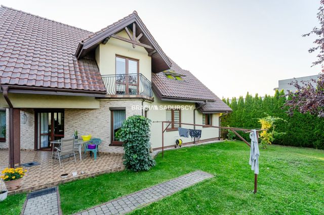 dom wolnostojący, 6 pokoi Kocmyrzów, ul. Jagiellońska. Zdjęcie 2