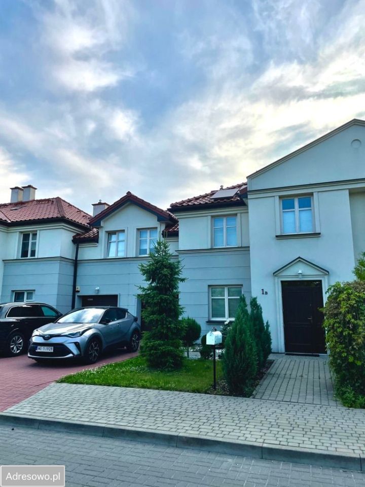 dom wolnostojący, 4 pokoje Wola Mrokowska, ul. Zielone Ogrody