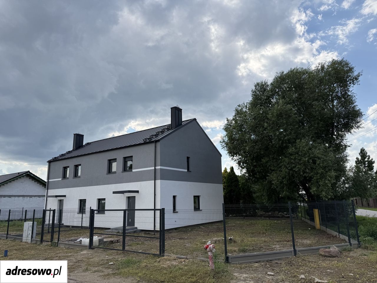 bliźniak, 5 pokoi Śródka. Zdjęcie 1
