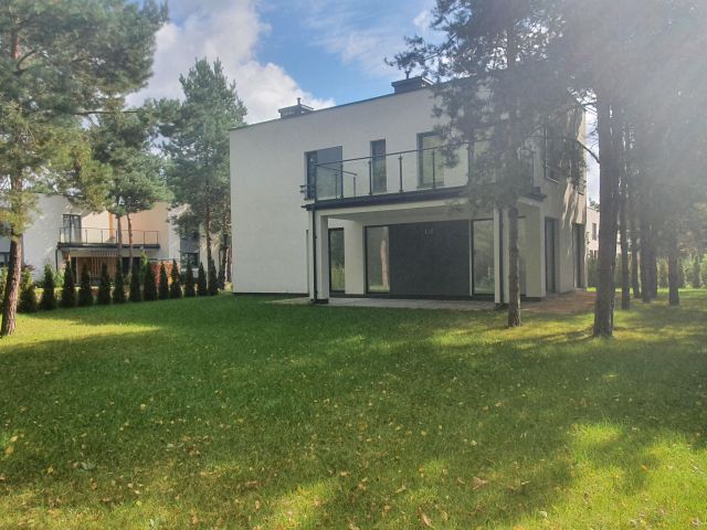 dom szeregowy, 4 pokoje Bobrowiec, ul. Bajeczna. Zdjęcie 1