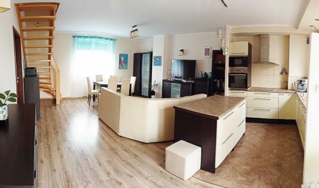 Mieszkanie 5-pokojowe Opole Półwieś, ul. prof. Leszka Kuberskiego. Zdjęcie 1