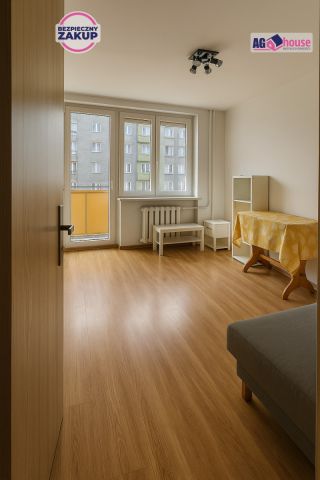 Mieszkanie 3-pokojowe Gdańsk Śródmieście, ul. Siennicka. Zdjęcie 1