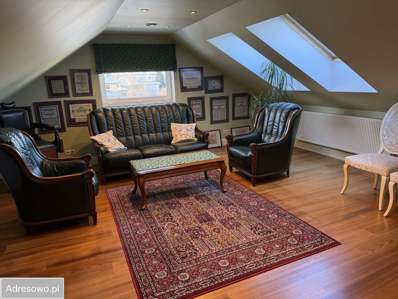 dom wolnostojący, 6 pokoi Łomianki Dolne. Zdjęcie 12