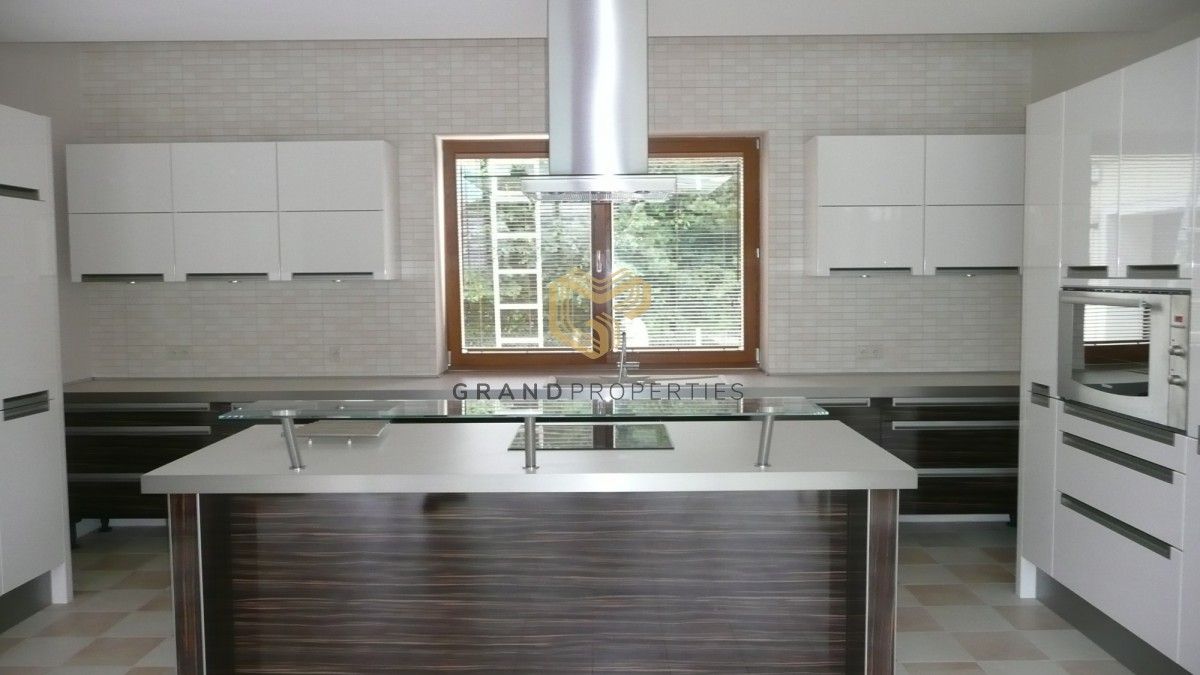 dom wolnostojący, 9 pokoi Konstancin-Jeziorna. Zdjęcie 9