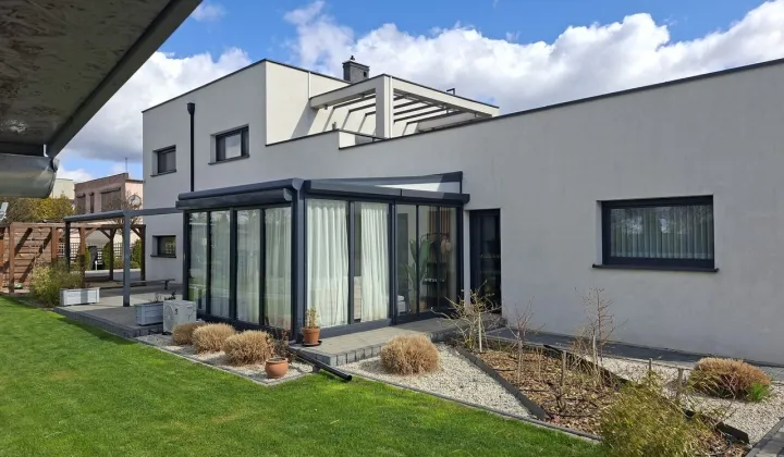 dom wolnostojący, 6 pokoi Czempiń