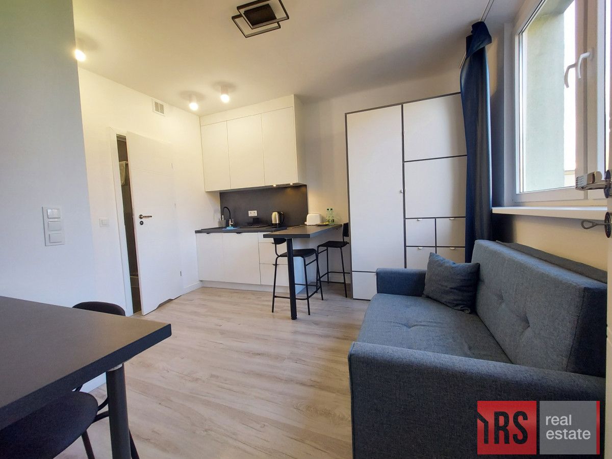 Mieszkanie 4-pokojowe Warszawa Wola, ul. Szarych Szeregów. Zdjęcie 3