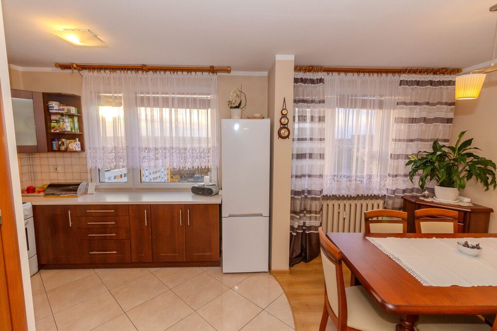 Mieszkanie 3-pokojowe Ostrowiec Świętokrzyski, os. Pułanki. Zdjęcie 9