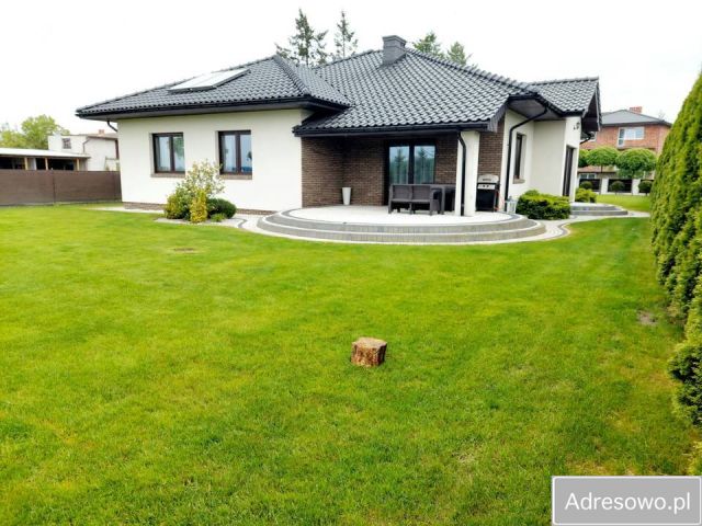 dom wolnostojący Kowalewek. Zdjęcie 1