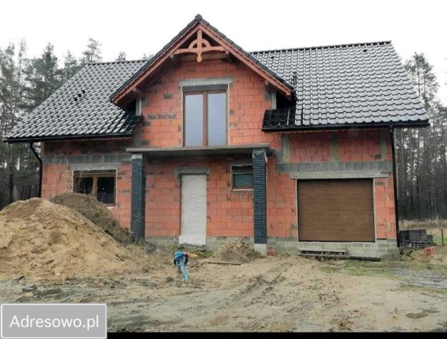 dom wolnostojący, 5 pokoi Przedborów. Zdjęcie 1