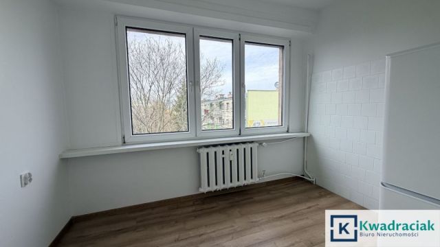 Mieszkanie 3-pokojowe Krosno, ul. Wojska Polskiego. Zdjęcie 6