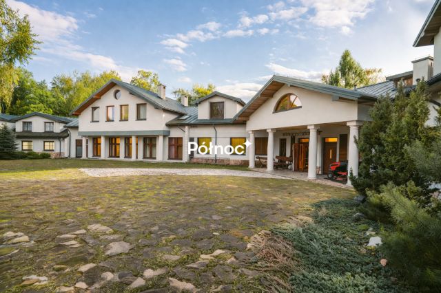 dom wolnostojący, 30 pokoi Faściszowa. Zdjęcie 3