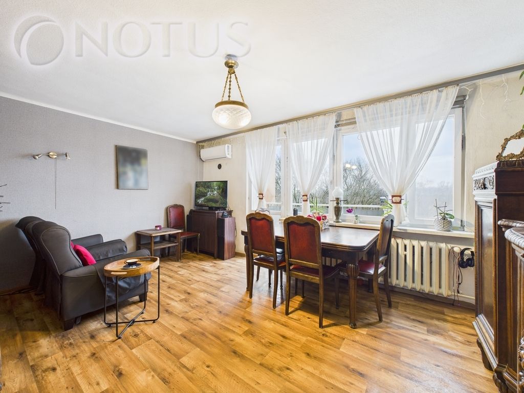 Mieszkanie 3-pokojowe Świętochłowice, ul. Nastolatków. Zdjęcie 1