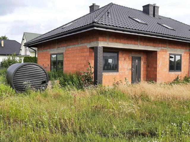 dom wolnostojący Piotrków Trybunalski. Zdjęcie 1