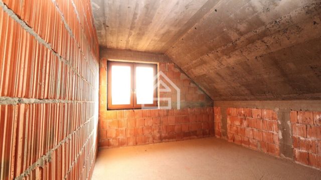 dom wolnostojący, 6 pokoi Ubrzeż. Zdjęcie 13