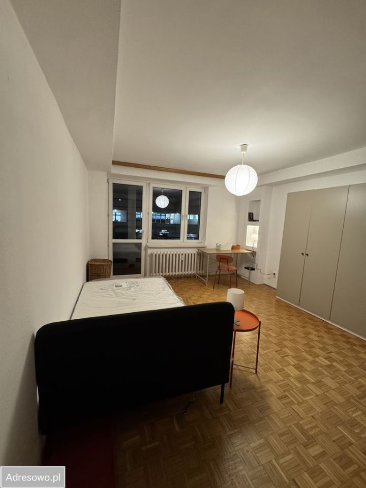 Pokój Warszawa Śródmieście, ul. Dzika. Zdjęcie 1