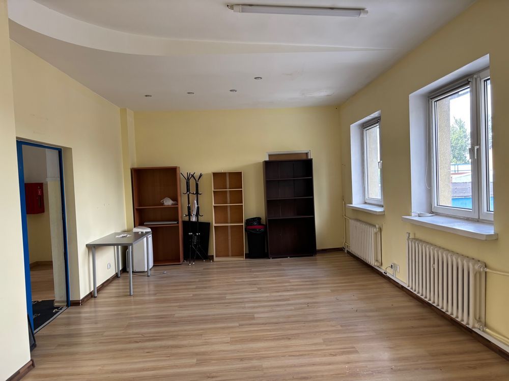 Biuro Częstochowa Raków, ul. Dojazdowa. Zdjęcie 3