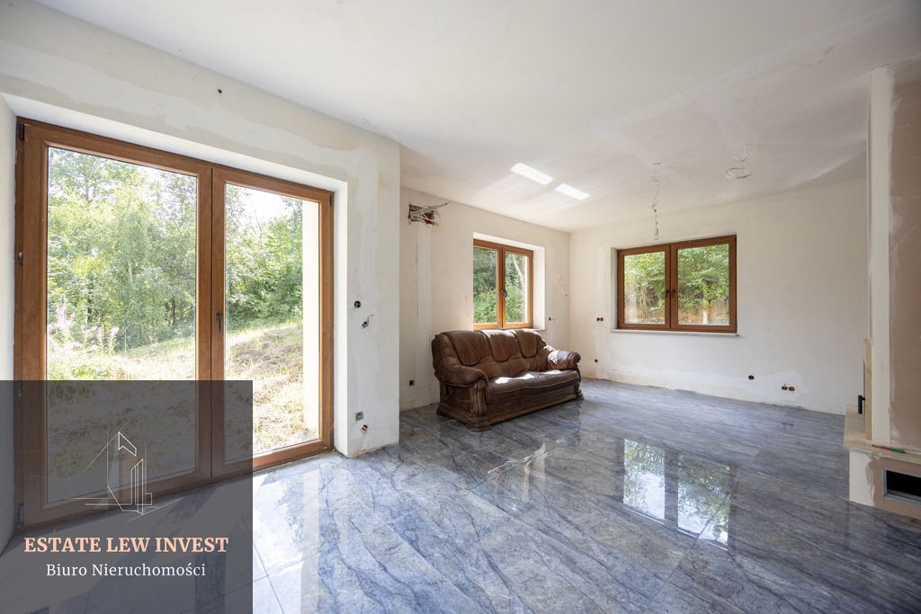 dom wolnostojący, 5 pokoi Poręba Laskowska. Zdjęcie 20