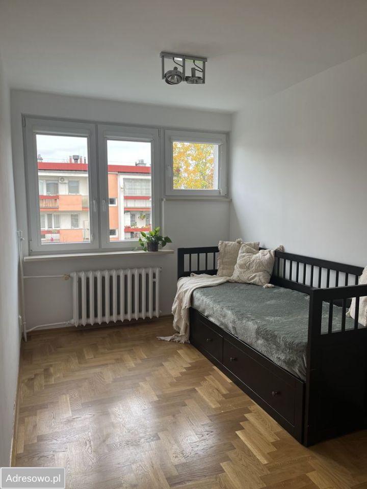 Mieszkanie 4-pokojowe Kraków Mistrzejowice, ul. Cedyńska. Zdjęcie 2